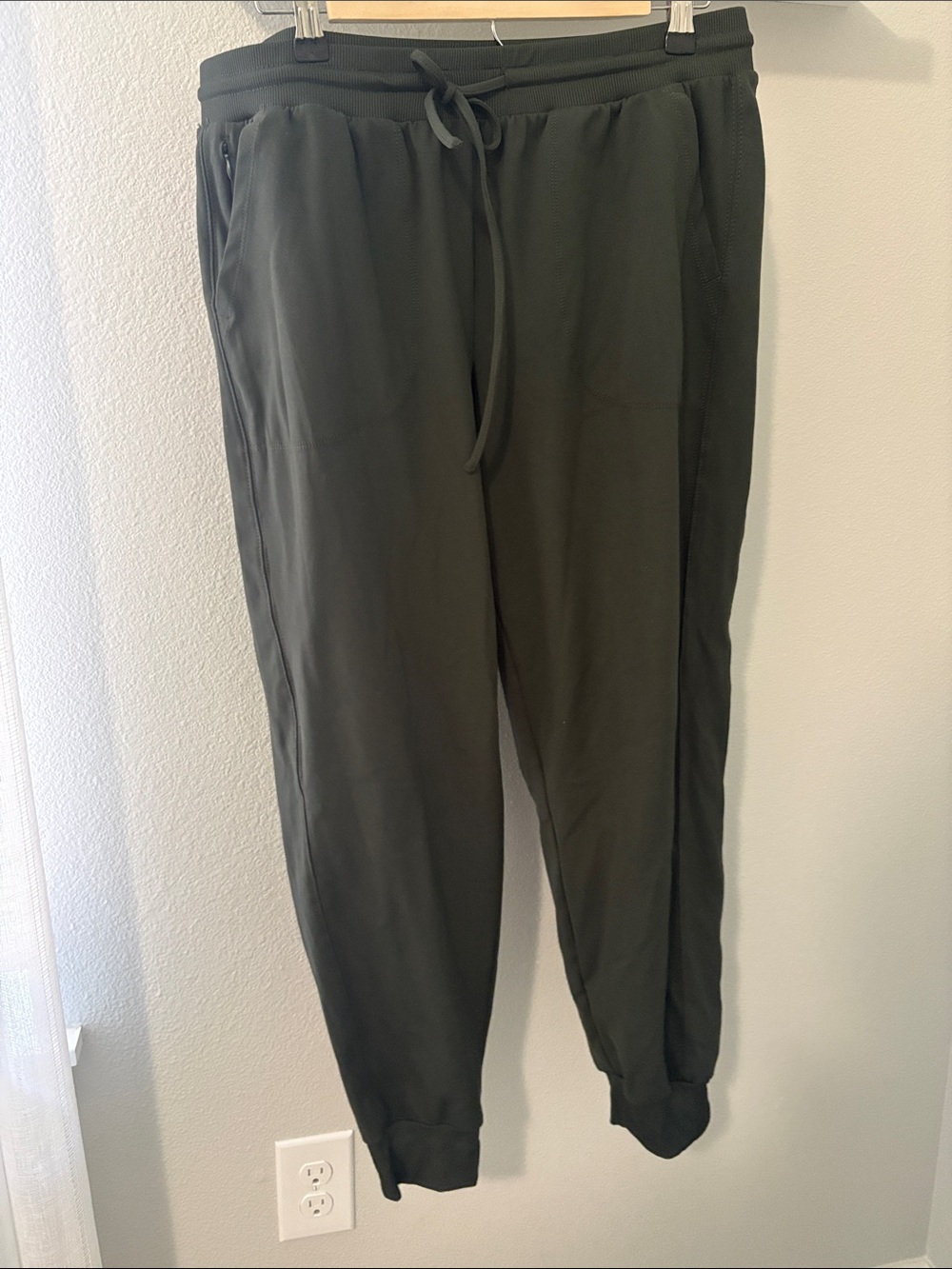 Rachel Zoe Olive Green Jogger Pants with Drawstring